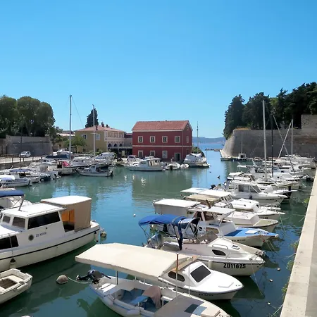 Gold Shine By Interhome Zadar